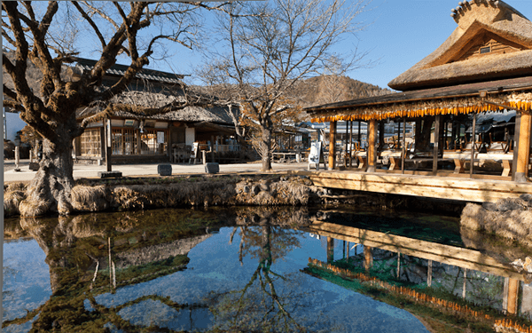 lang-co-oshino-hakkai-noi-luu-giu-van-hoa-nhat-ban-4