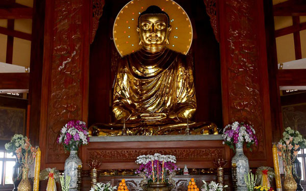 Pháp viện Minh Đăng Quang- Đóa hoa trang nghiêm giữa lòng Sài Gòn | Saigon Star Travel phap-vien-minh-dang-quang-sai-gon-3