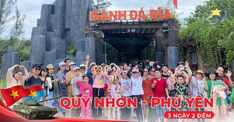 Biển Quy Nhơn xanh trong trong tour Quy Nhơn 3 ngày 2 đêm Lễ 30/4 - 1/5 của Saigon Star Travel