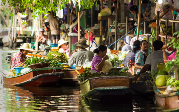 Chợ nổi Khlong Lat Mayom