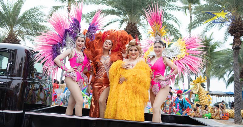 Review du lịch Thái Lan: Alcazar show | Saigon Star Travel Trang phục đặc thù của Alcazar Show Thái Lan