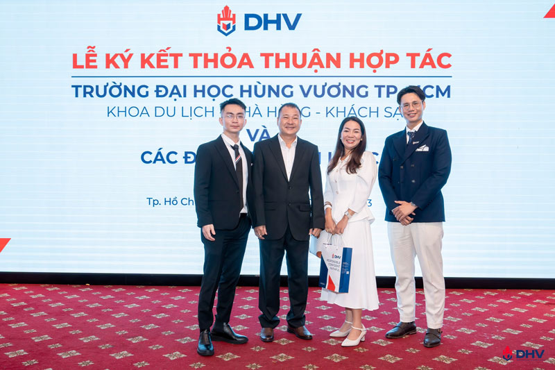 saigon star travel ky ket hop tac voi dh hung vuong tphcm 4