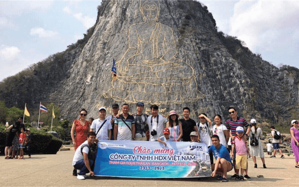 Sinh nhật lần thứ 8 Công ty du lịch Saigon Star Travel - 8 năm một chặng đường | Saigon Star Travel saigonstar8nam-12 (1)