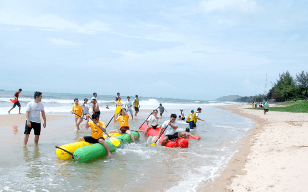 Sinh nhật lần thứ 8 Công ty du lịch Saigon Star Travel - 8 năm một chặng đường | Saigon Star Travel saigonstar8nam-6 (1)