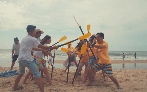 Sinh nhật lần thứ 8 Công ty du lịch Saigon Star Travel - 8 năm một chặng đường | Saigon Star Travel saigonstar8nam-7 (1)