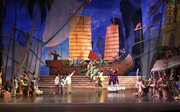 Từng phần của show diễn được thể hiện bởi rất nhiều các diễn viên và vũ công