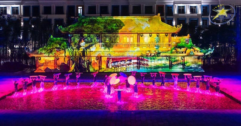 Show diễn Tinh hoa Việt Nam với những màn trình diễn ấn tượng mang đậm bản sắc Việt