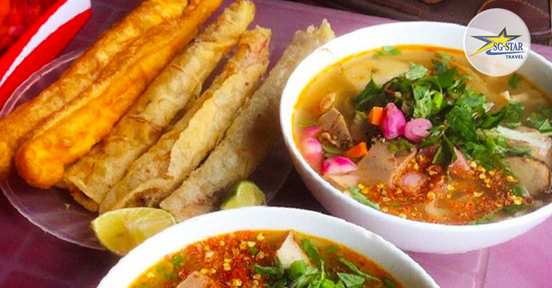 Sự kết hợp hoàn hảo giữa bánh canh và hải sản bạn không nên bỏ qua