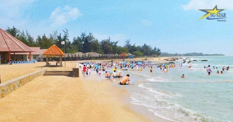 Tắm Biển Hồ Tràm