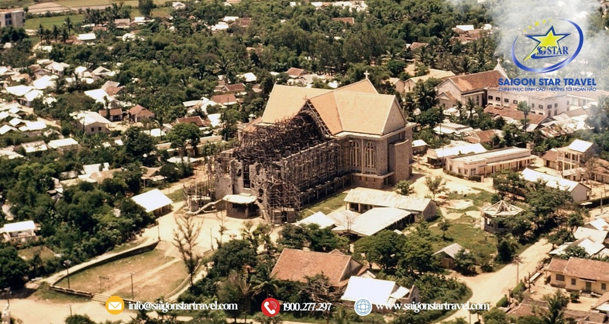 Thánh đường Phủ Cam năm 1969