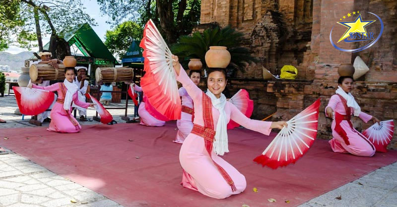 Kinh nghiệm Du Lịch Nha Trang 2024 Từ A-Z | Saigon Star Travel Tháp Bà Ponagar Nha Trang