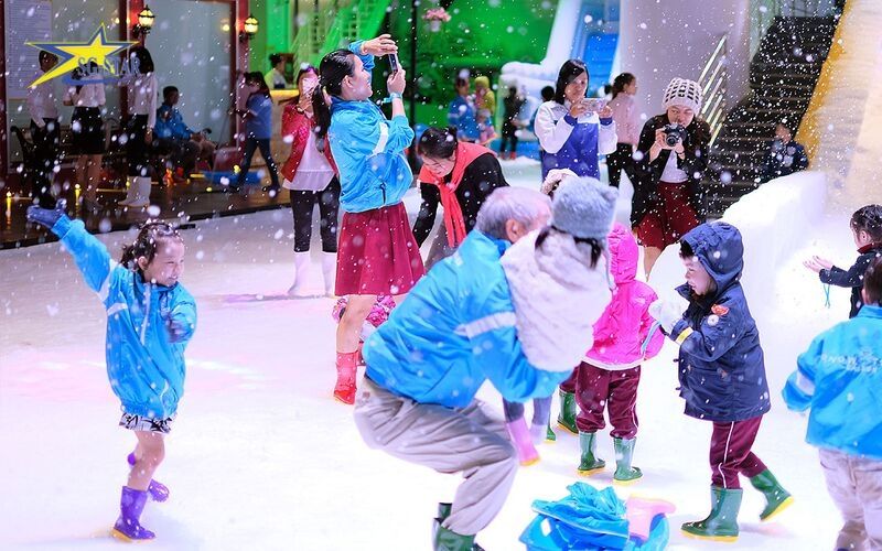 THAM QUAN THẾ GIỚI TUYẾT | Saigon Star Travel the-gioi-tuyet-3