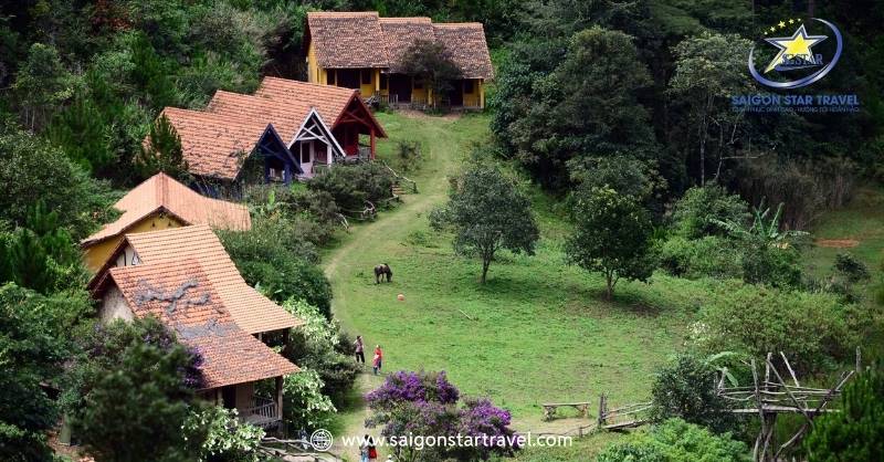 Thung Lũng Vàng - Nơi Lắng Đọng Hạnh Phúc Giữa Thiên Nhiên | Saigon Star Travel Lạc bước vào miền cổ tích tại Làng Cù Lần