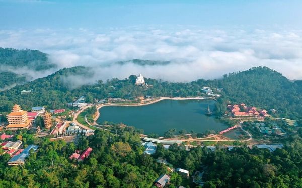 Núi Cấm Châu Đốc An Giang