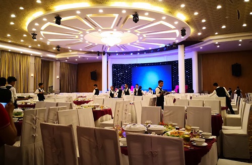 Top 5 nhà hàng tiệc cưới view đẹp, giá rẻ tại Đà Nẵng | Saigon Star Travel top-5-nha-hang-tiec-cuoi-view-dep-gia-re-tai-da-nang-2