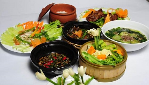 Top 5 quán ăn trưa ngon nổi tiếng nhất tại Đà Nẵng | Saigon Star Travel top-5-quan-an-trua-ngon-noi-tieng-nhat-tai-da-nang-1