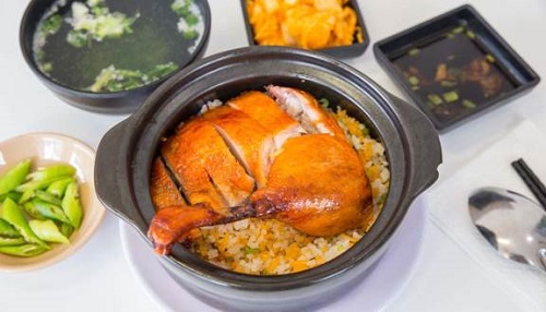 Top 5 quán ăn trưa ngon nổi tiếng nhất tại Đà Nẵng | Saigon Star Travel top-5-quan-an-trua-ngon-noi-tieng-nhat-tai-da-nang-6