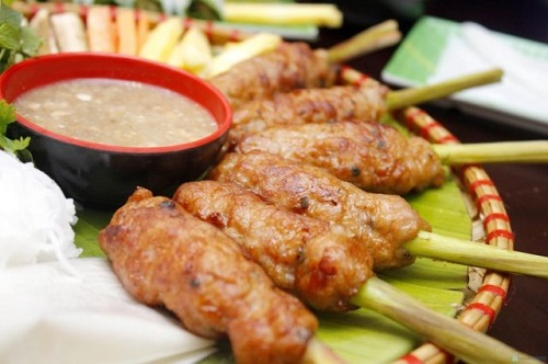 Top 5 quán Nem lụi ngon hút khách nhất tại Đà Nẵng | Saigon Star Travel top-5-quan-nem-lui-ngon-hut-khach-nhat-tai-da-nang-2