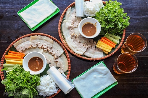 top-quan-banh-trang-cuon-thit-heo-ngon-o-da-nang-5