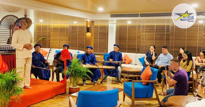 Thưởng thức Đờn ca tài tử trên du thuyền - Tour Du Thuyền Sông Mekong 3 Ngày 2 Đêm