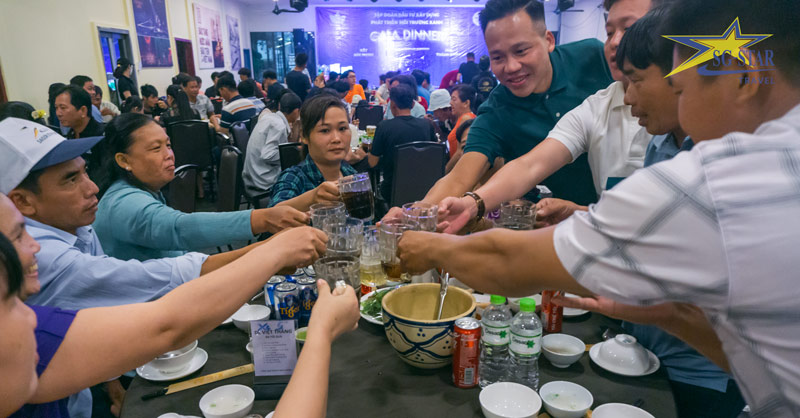 Tour Bình Hưng - Ninh Chữ - Vĩnh Hy 3N3Đ (Dành cho Khách Đoàn) | Saigon Star Travel Thưởng thức tiệc Gala - Tour Du lịch Ninh Chữ - Vịnh Vĩnh Hy 3 Ngày 2 Đêm