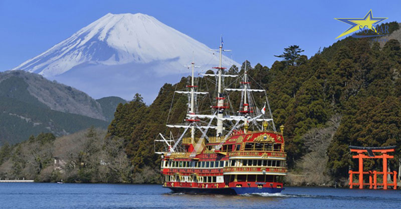 Tour Nhật Bản 4N4Đ - Narita – Tokyo – Yamanashi – Ibaraki | Saigon Star Travel Mô hình tàu cướp biển mới Hakone trên sông Ashi
