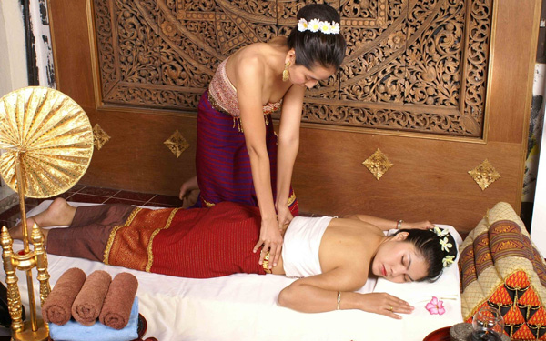 Thư giãn với hình thức massage cổ truyền tại Thái Lan