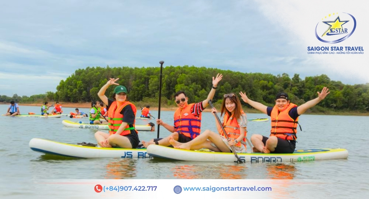 Chèo thuyền Sup - tour Trị An trekking Mã Đà 2N1Đ