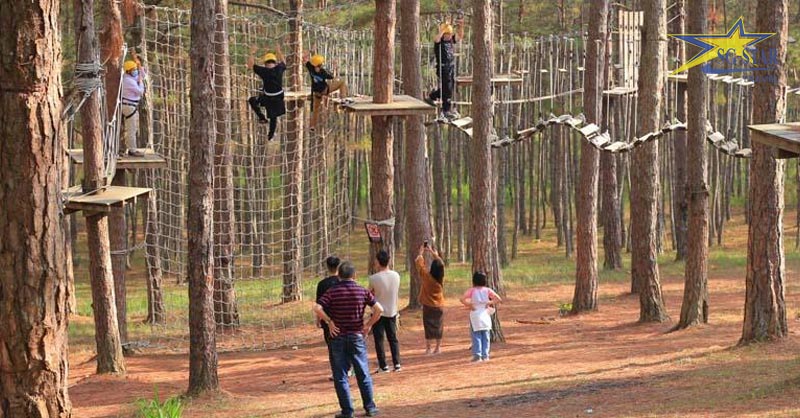 Thung Lũng Tình Yêu Đà Lạt - Nơi Lứa Đôi Đắm Say Trong Khung Cảnh Đẹp | Saigon Star Travel Thử thách bản thân với các trò chơi mạo hiểm tại khu du lịch Đà Lạt