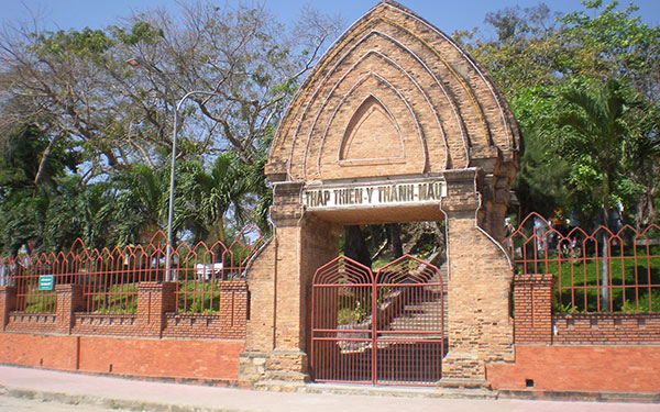 Truyền thuyết Tháp Bà Ponagar Nha Trang mà không phải ai cũng hay biết | Saigon Star Travel truyen-thuyet-thap-ba-ponagar-nha-trang-3