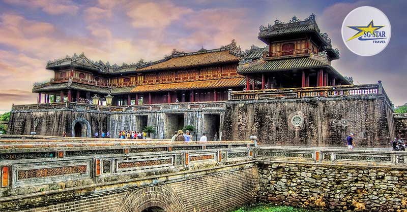 30/4 Đi Đâu? Top Địa Điểm Du Lịch 30/4 Và 1/5 Đẹp Nhất Năm Nay? | Saigon Star Travel ve-dep-co-cua-xu-hue-mong-mo