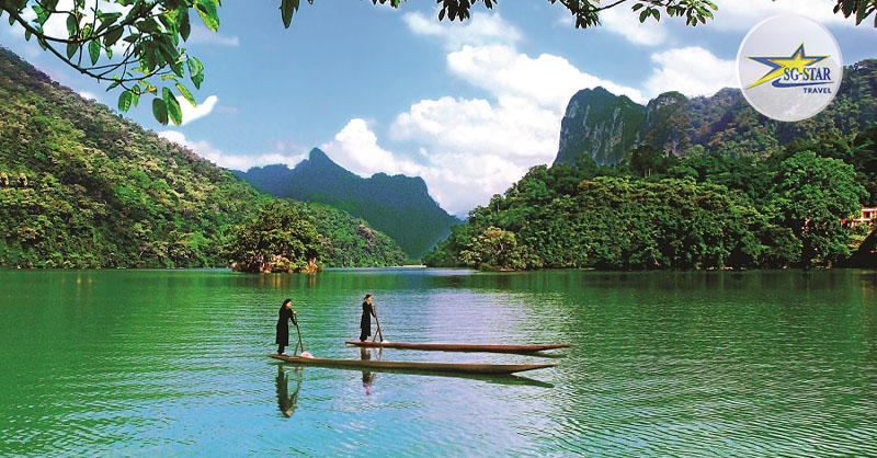 Vẻ đẹp hoang dại, huyền ảo làm cho khách du lịch đến nơi đây không khỏi ngẩn ngơ. Vẻ đẹp hoang dại, huyền ảo làm cho khách du lịch đến nơi đây không khỏi ngẩn ngơ Bắc Kạn có gì đẹp.