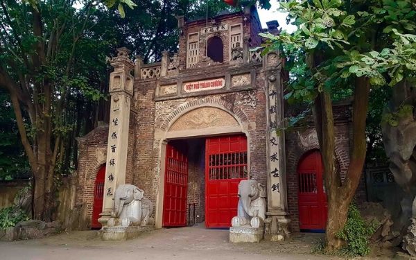 viet phu thanh chuong co gi ben trong 1