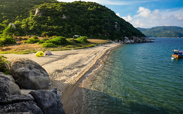 Vịnh Vân Phong Nha Trang- thiên đường biển đảo | Saigon Star Travel vinh-van-phong-nha-trang-485-6