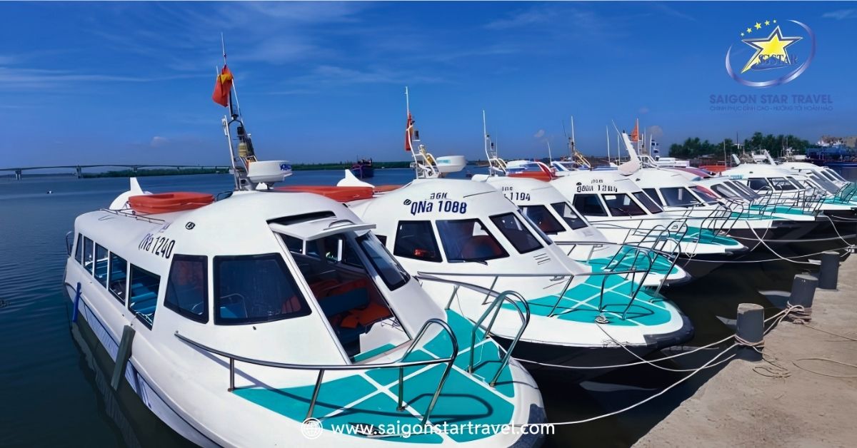 Tàu cano cao tốc đi vịnh Vân Phong Nha Trang