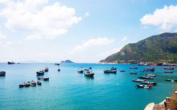 Vịnh Vũng Rô Phú Yên đẹp hút hồn du khách thập phương | Saigon Star Travel vinh-vung-ro-phu-yen-dep-hut-hon-du-khach-thap-phuong-1