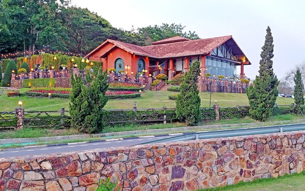 Vườn nho Silver Lake - Khám phá trời Âu trên đất nước Thái Lan | Saigon Star Travel Thưởng thức rượu nho cùng phong cách cổ điển tại Silver Lake