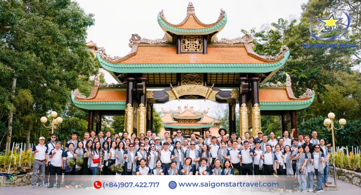 Tour Địa Đạo Củ Chi 1 Ngày - Đền Bến Dược