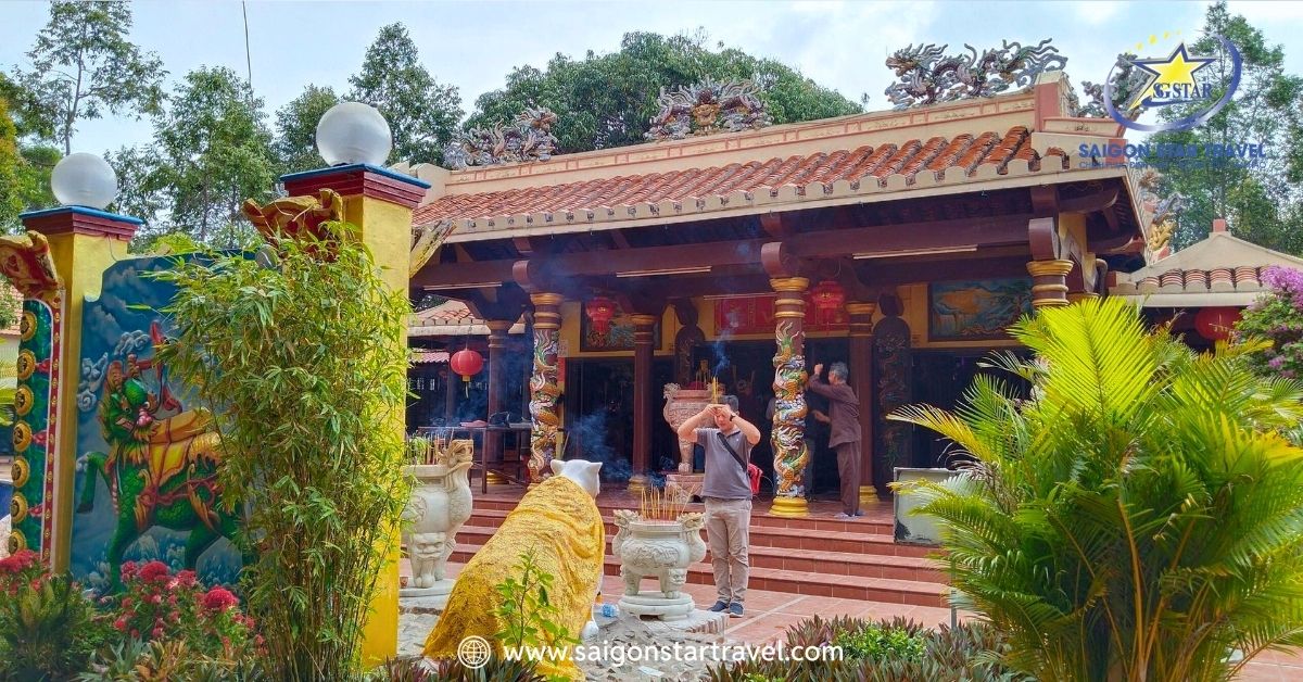 Tour Thầy Thím Cổ Thạch 2 Ngày 1 Đêm | Dinh Thầy Thím - Bãi đá bảy màu - Chùa Cổ Thạch