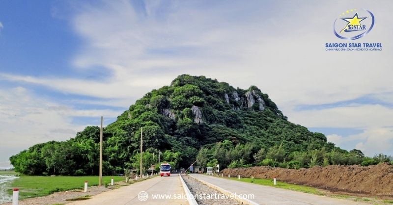 Núi Bình San - Tour Châu Đốc Hà Tiên 3 ngày 2 đêm
