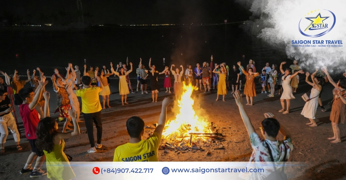 Tour Cắm Trại Biển Cam Bình 2 Ngày 1 Đêm (Ngủ Lều Bãi Biển) | Đoàn Riêng