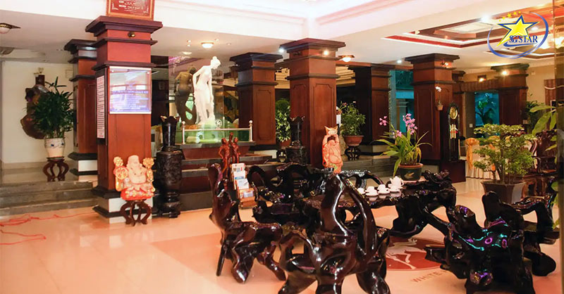 Khách sạn Bạch Mã Buôn Ma Thuột (White Horse) 3 Sao