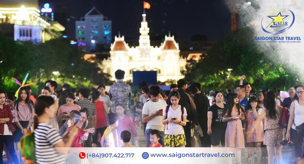 Phố đi bộ Nguyễn Huệ - Tour Sài Gòn 3 ngày 2 đêm