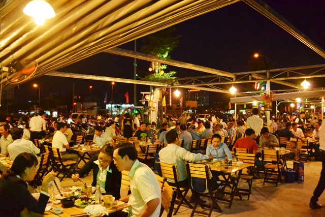 8 bước tổ chức sự kiện khai trương nhà hàng kín khách