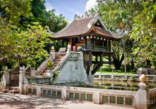Hanoi 1 Day Tour | Ho Chi Minh Mausoleum - Tran Quoc Pagoda - Temple of Literature - Hoa Lo Prison - Museum of Ethnology