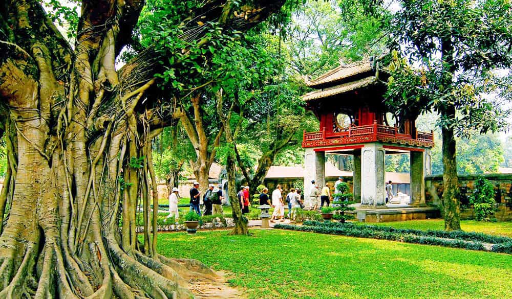Tour: Hanoi - Ninh Bình (Bái Đính, Tràng An) - Ha Long - Yên Tử