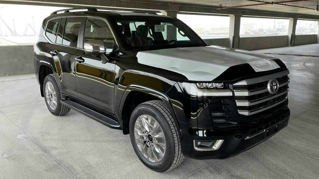 LAND CRUISER