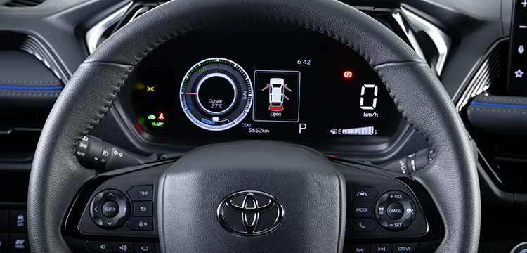 YARIS CROSS