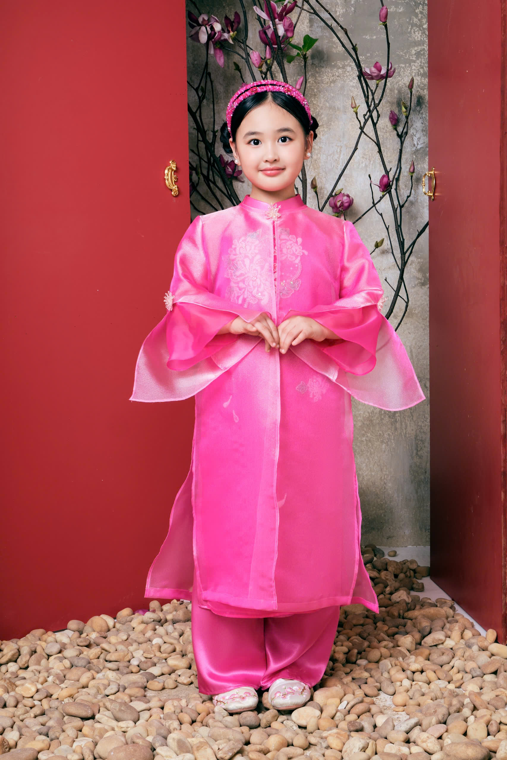 Áo dài Hồng Tô Nhi