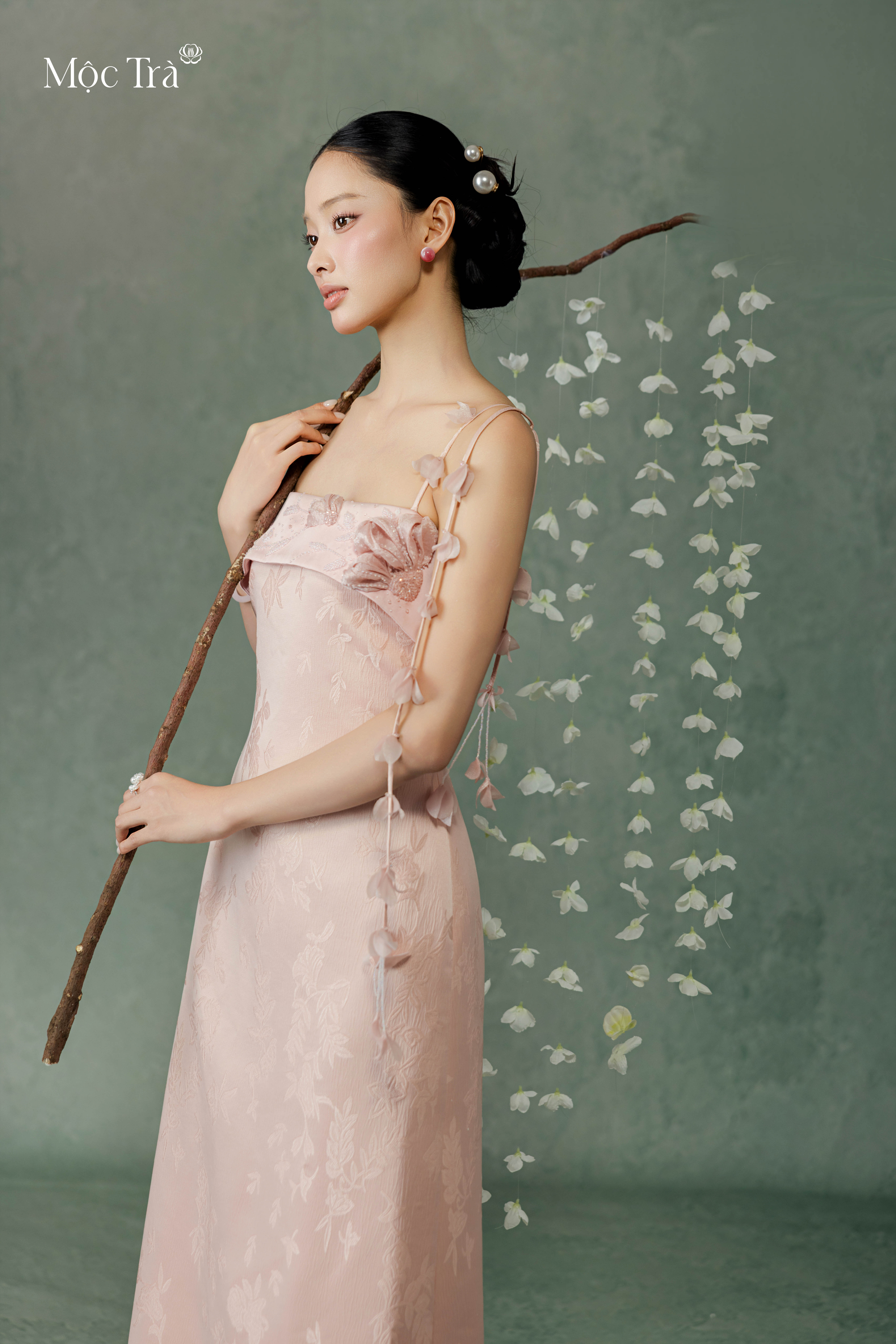 Đầm Giọt Ngọc